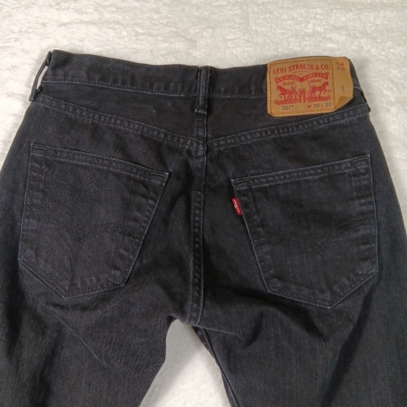 Levi’s 501 Jeans Mens 32x32 Black Denim Button Fly Straight Leg Regular Fit - Picture 7 of 14